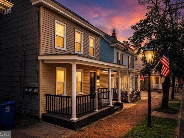 House for sale in South Pemberton, Pemberton