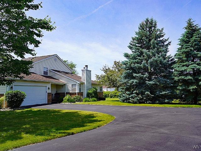 Townhouse for sale in Orchard Park