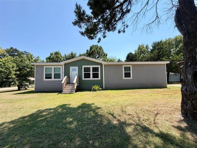 House for sale in Pottsboro, Texas