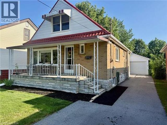 House for sale in Ancaster, Ontario