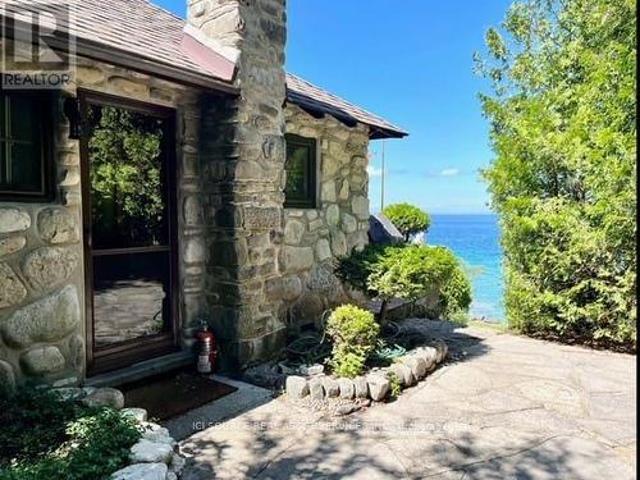 House for sale in Lions Head, Ontario
