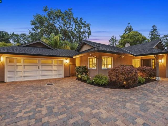 House for sale in Pleasant Hill, California