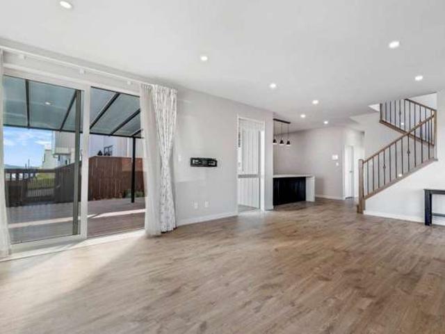 House for rent in Whangaparaoa