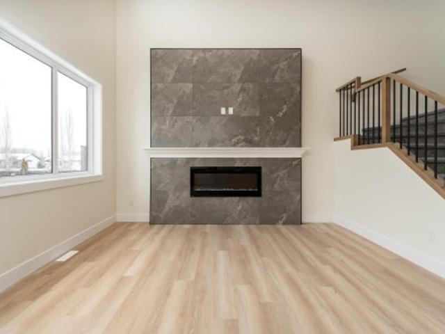 House for sale in Town of Gibbons, Gibbons