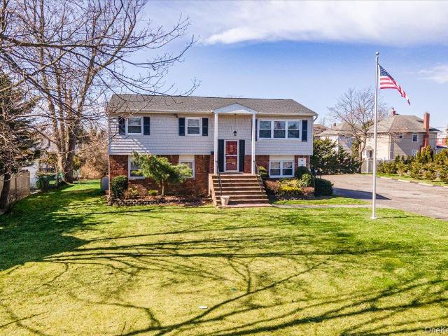 Commercial for sale in Babylon, New York