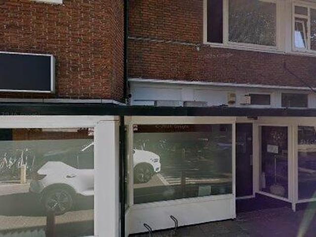 Bedrijfspand te huur in Bussum, Noord Holland