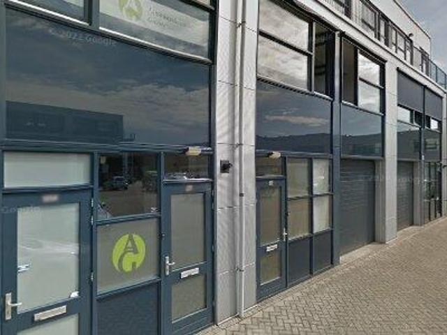 Bedrijfspand te huur in Haarlem, Noord Holland