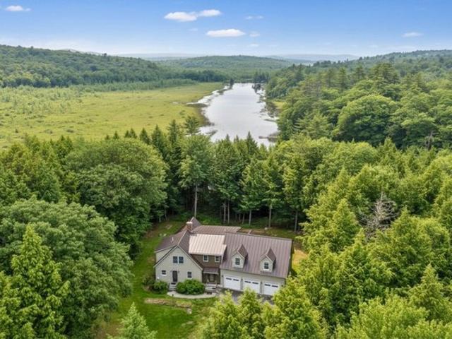 House for sale in Mount Vernon, Maine