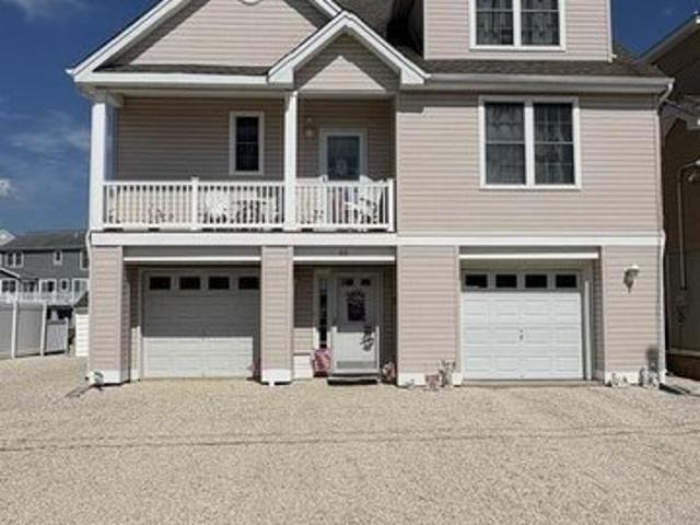 House for sale in Manahawkin, New Jersey