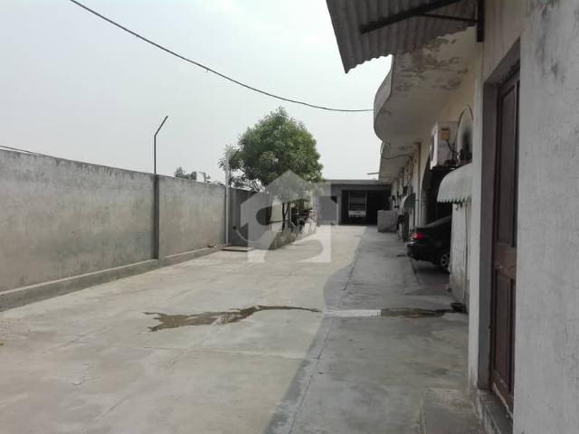 Commercial for rent in Faisalabad, Islamabad Capital Territory