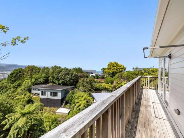 House for sale in Days Bay, Wellington