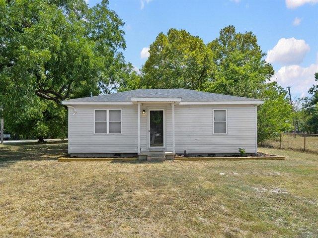 House for sale in Carter, Oklahoma