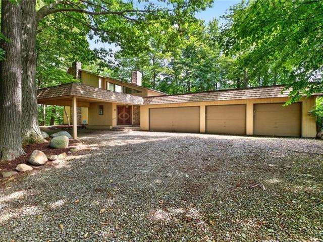 House for sale in Mendon, New York