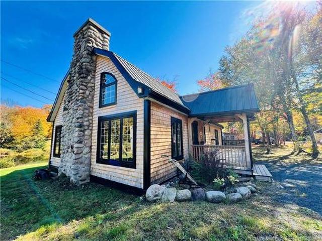 House for sale in Flume Ridge, Dumbarton Parish