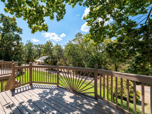 House for sale in Marmaros, Kimberling City