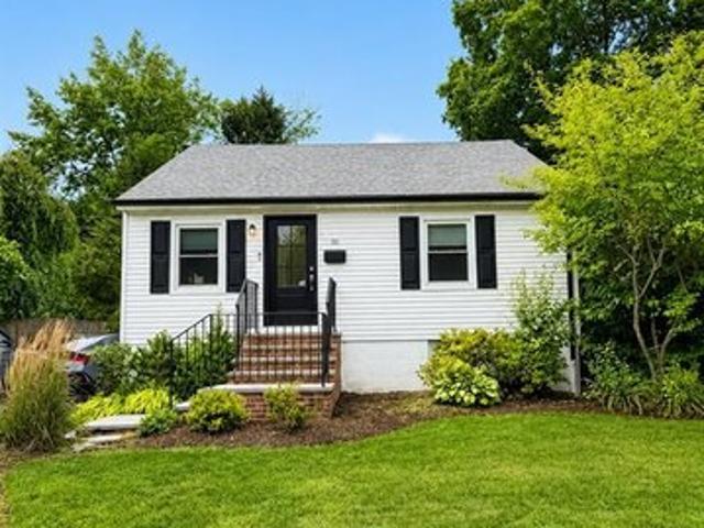 House for sale in Waldwick, New Jersey
