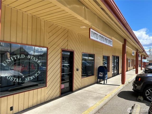 Commercial for sale in Hoodsport, Washington