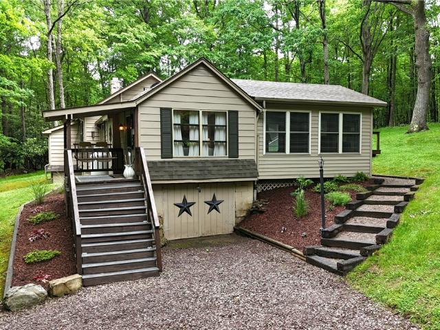 House for sale in Chalk Hill, Pennsylvania