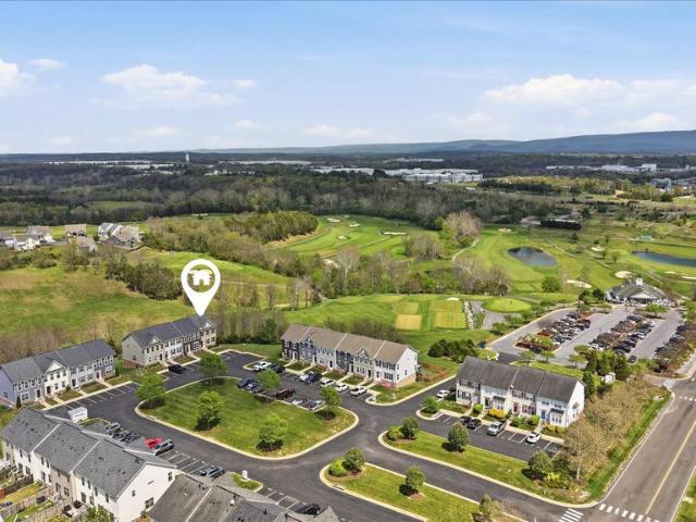 Townhouse for sale in Virginia