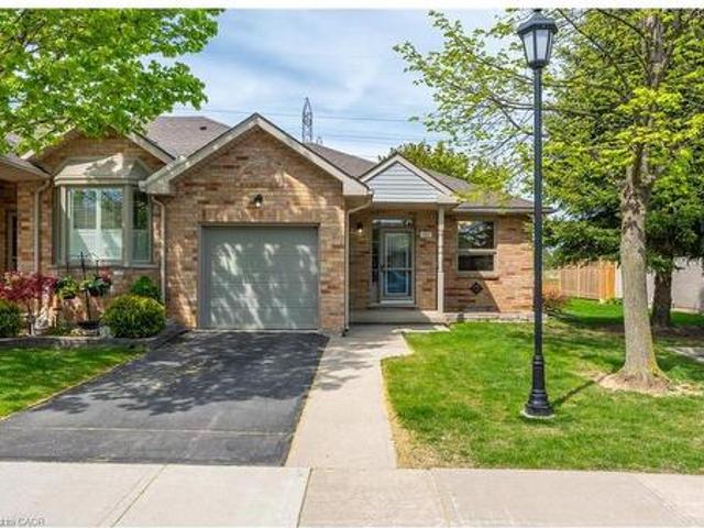 House for sale in Ancaster, Ontario