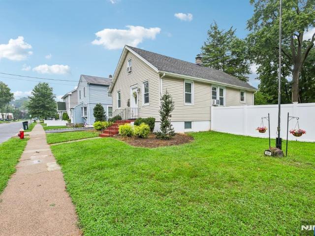 House for sale in Emerson, New Jersey