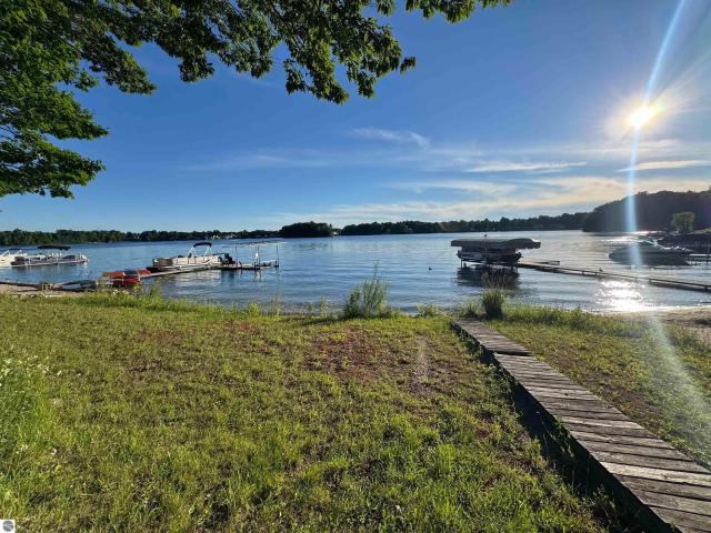 House for sale in Silver Lake Shores, Blair Township