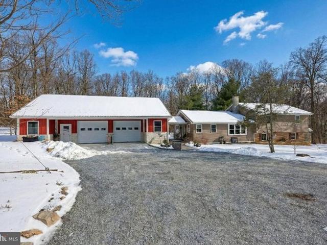 House for sale in Bird In Hand, Pennsylvania