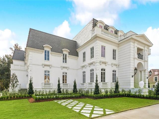House for sale in Mandeville, Louisiana