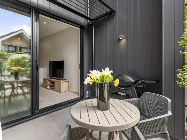 Apartment for sale in Paremoremo