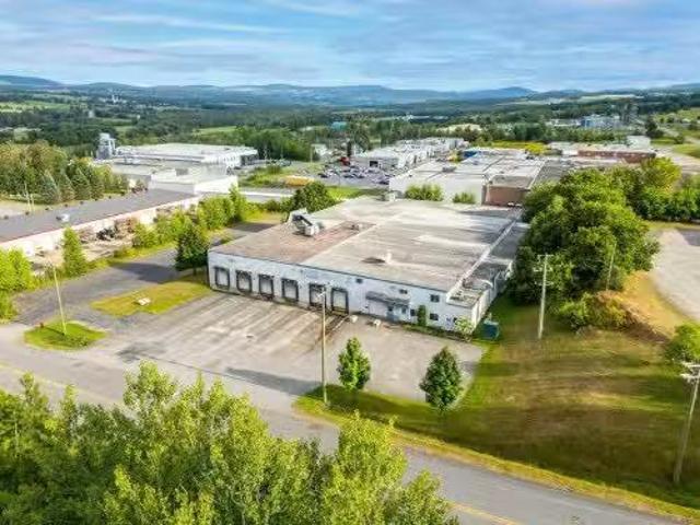 House for sale in Coaticook, Quebec