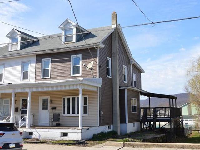 Townhouse for sale in Cressona, Pennsylvania