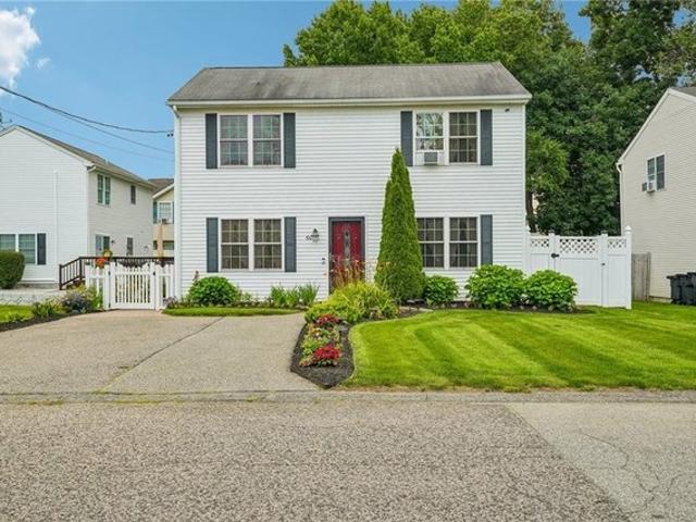 House for sale in Cumberland, Rhode Island