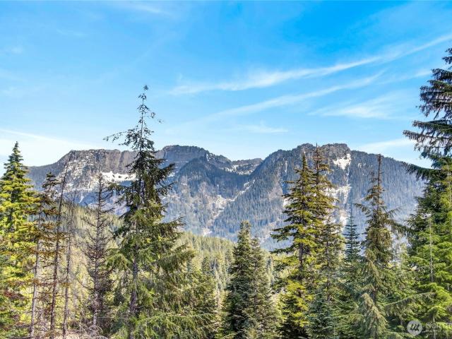 House for sale in Washington