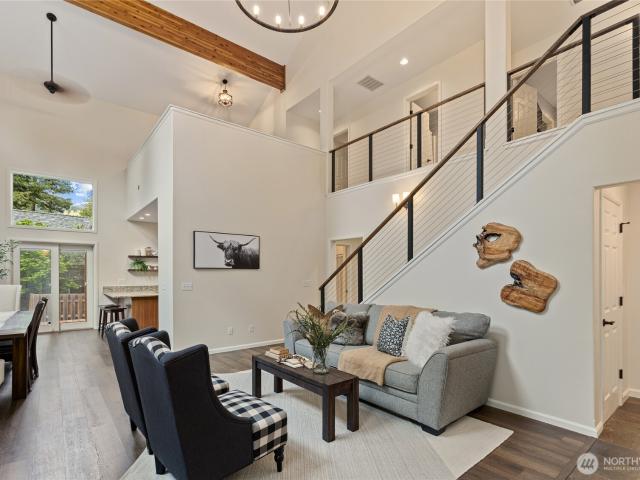 House for sale in Ronald