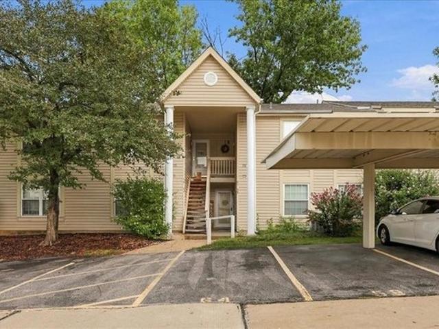 Condo for sale in Saint Peters, Missouri