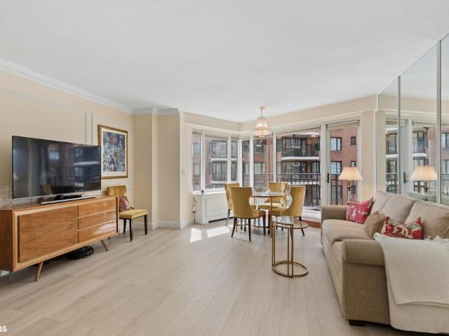 Property for sale in Manhattan Community Board 6, New York