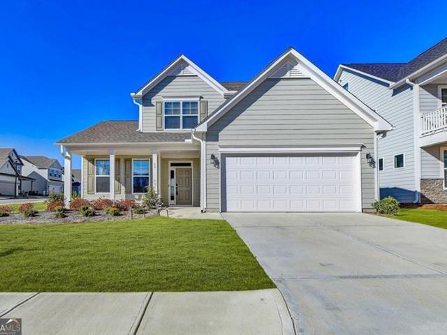 House for sale in Twin Lakes, Hoschton