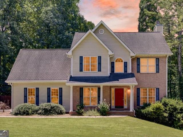 House for sale in Sharpsburg, Georgia