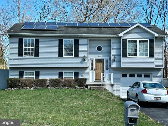 House for sale in Bunker Hill, West Virginia