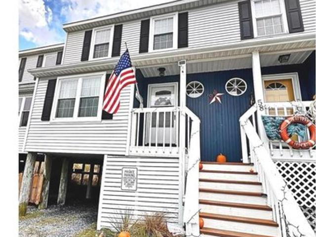 Townhouse for sale in Delaware