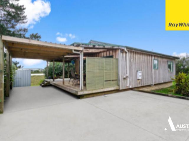 House for rent in Kelston