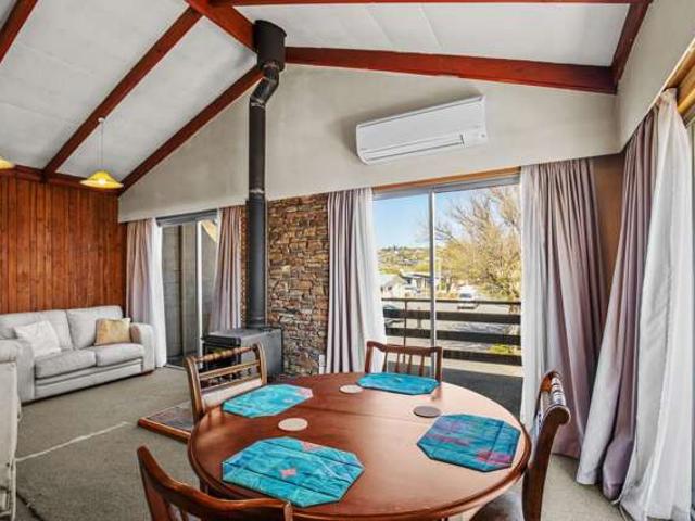 Apartment for sale in Otakou