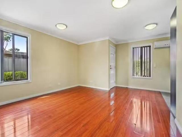 House for rent in Smithfield
