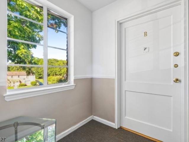 Condo for sale in Troy Hills Condominiums, Springfield
