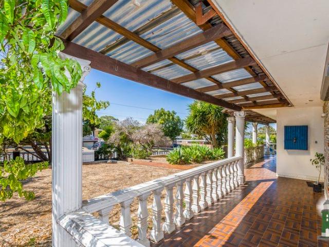 House for sale in Hamilton Hill, Western Australia