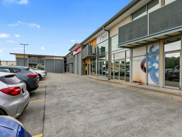 Office for rent in Toombul, Queensland