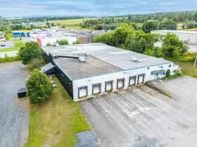 House for rent in Coaticook, Quebec