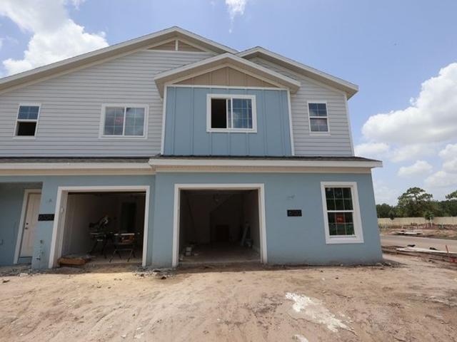 Townhouse for sale in Orlando, Florida