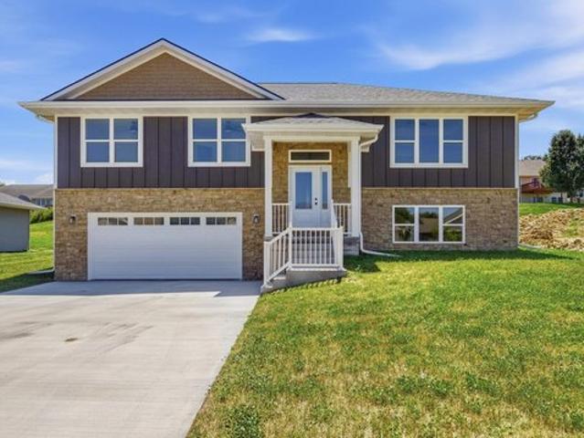 House for sale in Dubuque, Iowa
