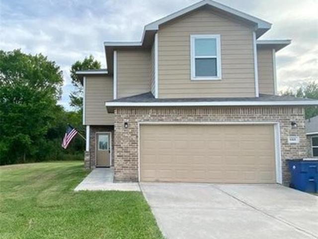 House for sale in Angleton, Texas